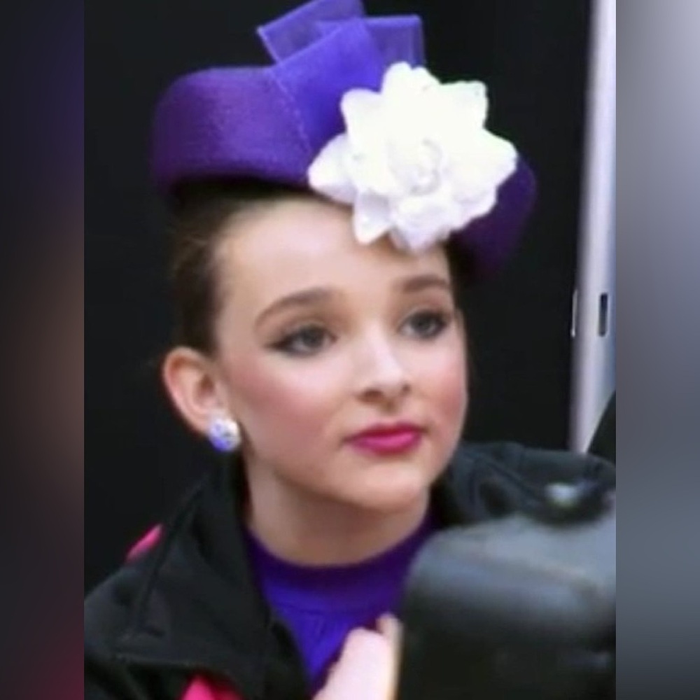 Dance Moms USED IN THE SHOW Rosa Parks Hats Set of 5 Collectible One of a Kind - Picture 5 of 7